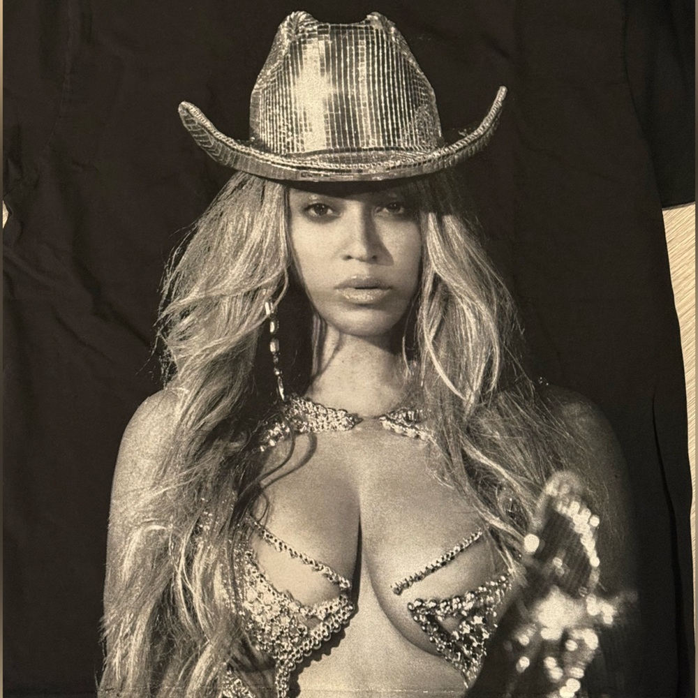 Renaissance World Tour T-Shirt